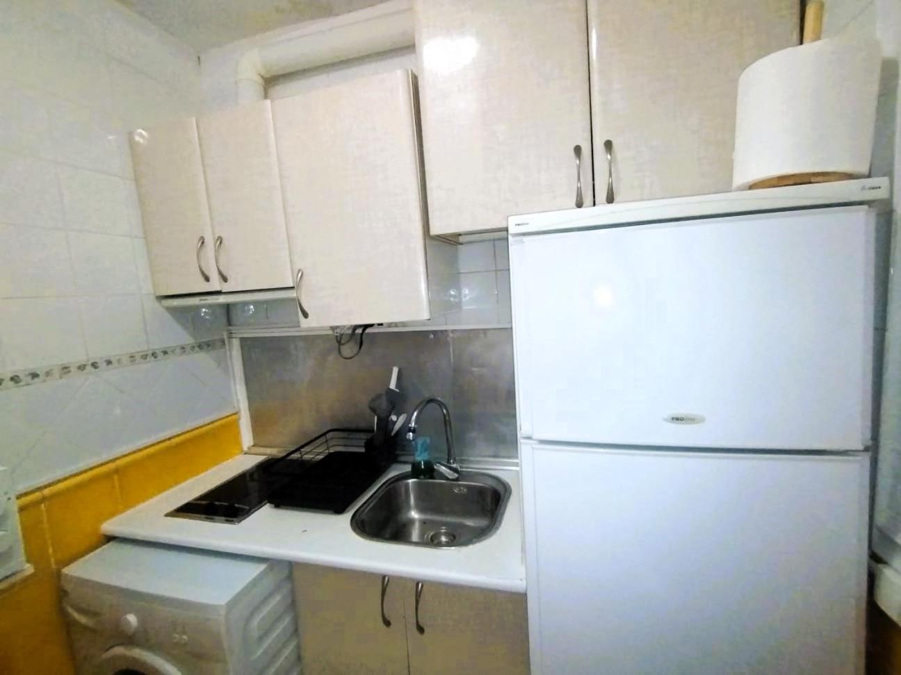 Apartamento Para 2 - Puerta Del Sol 马德里 外观 照片